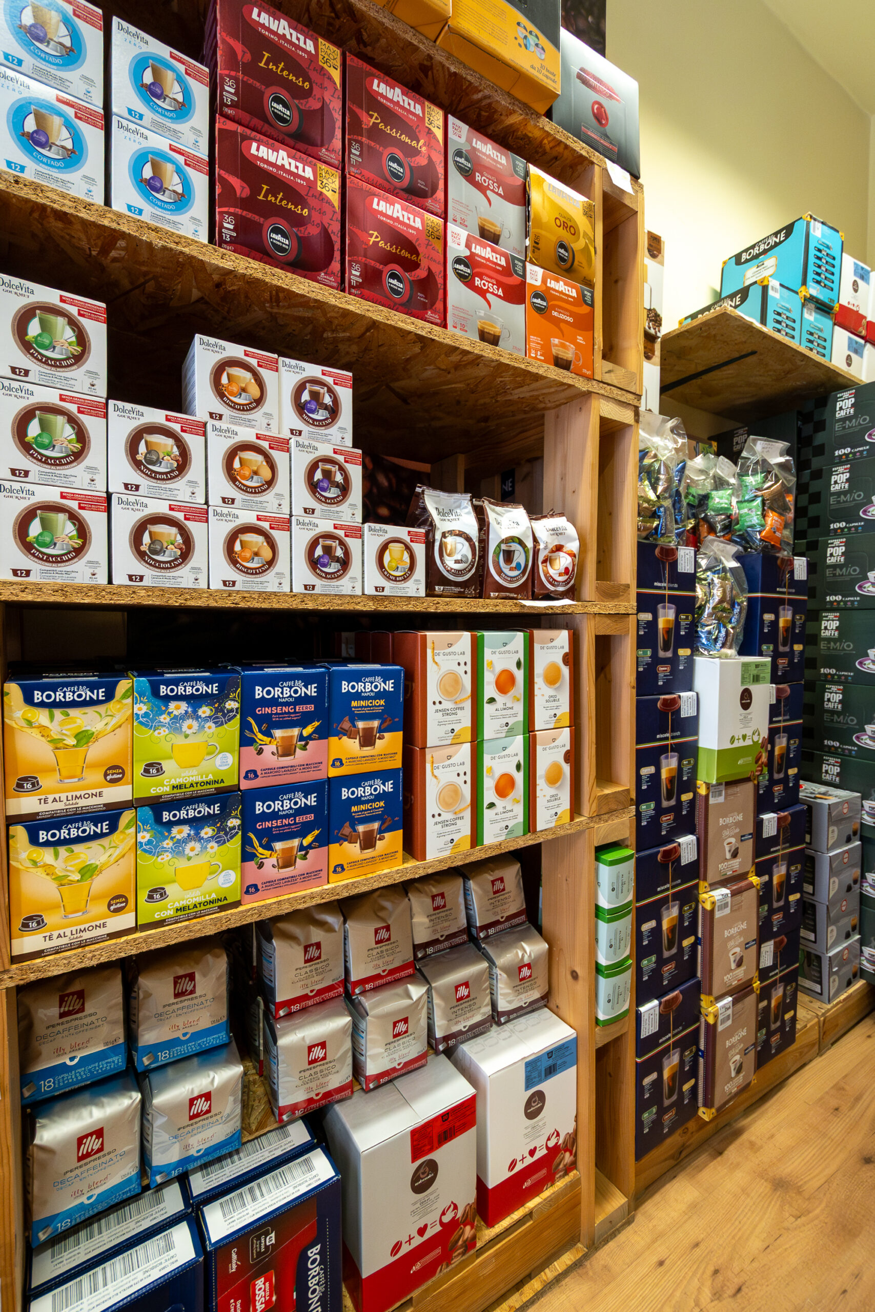Esposizione di caffè, capsule e prodotti IMEA